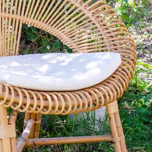 Fauteuil d'extérieur rond en osier