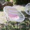 Chaise de salon de jardin blanche en métal