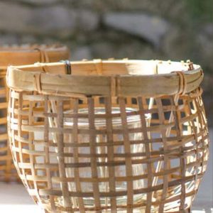 Panier bougeoir en rotin