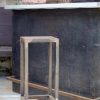 Tabouret en métal carré