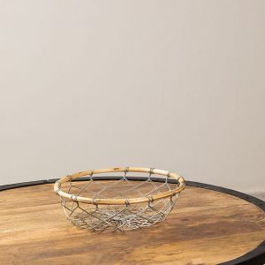 Corbeille en métal et bois